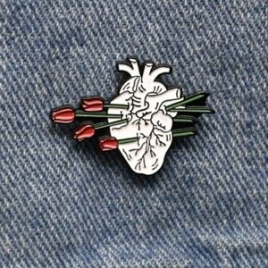 Arrow thru Heart Pin